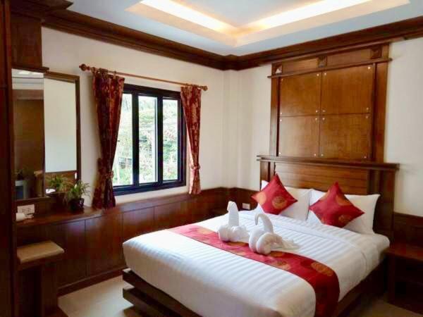Lanta White'S House Hotel Koh Lanta Exterior photo
